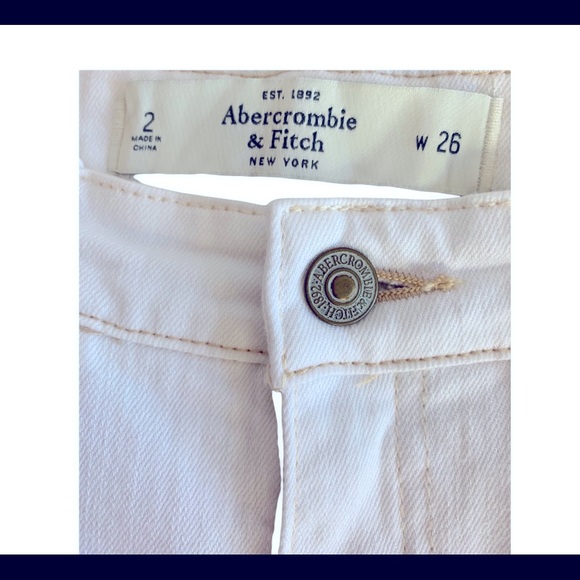 Abercrombie & Fitch Distressed Jeans Sz 2 - Picture 6 of 6